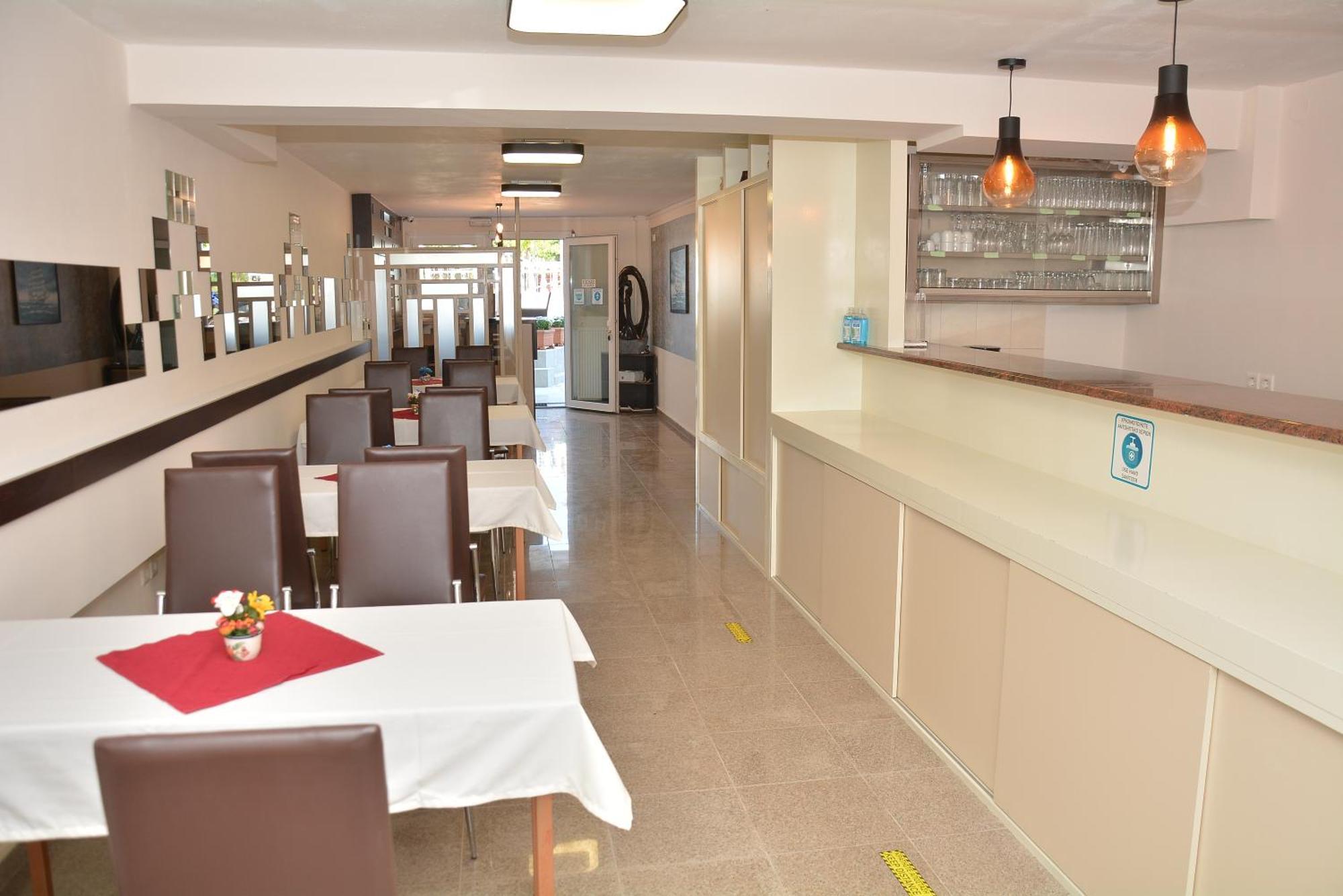 Hotel Paris Paralía Екстериор снимка