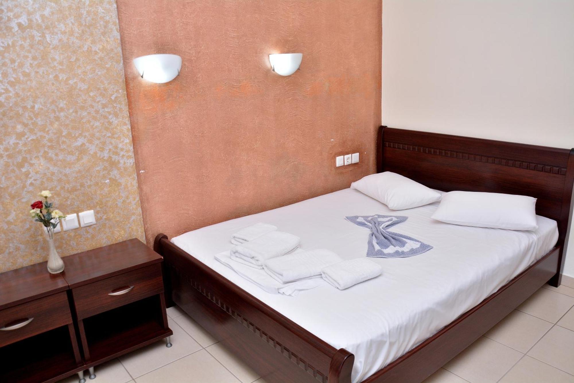 Hotel Paris Paralía Екстериор снимка