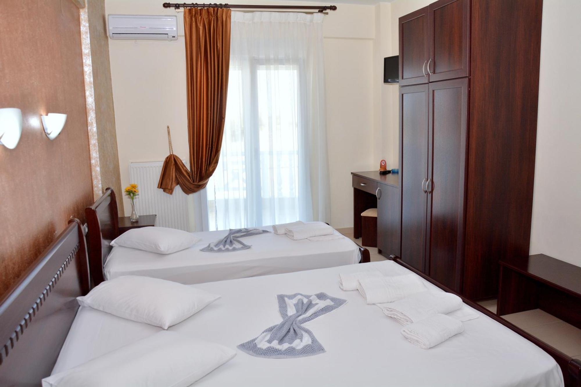 Hotel Paris Paralía Екстериор снимка