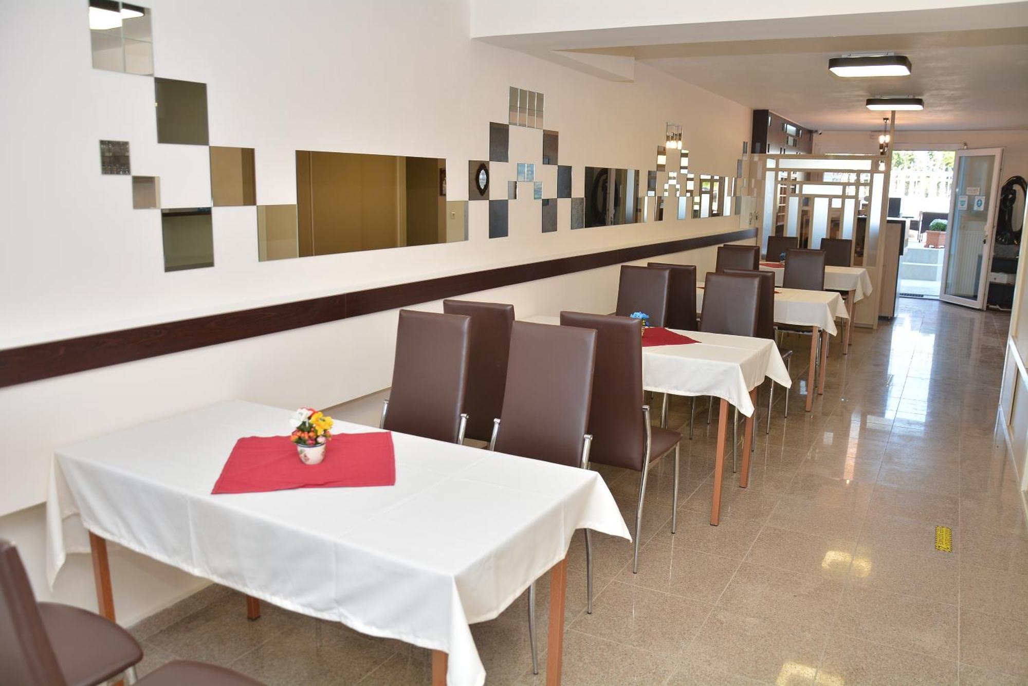 Hotel Paris Paralía Екстериор снимка