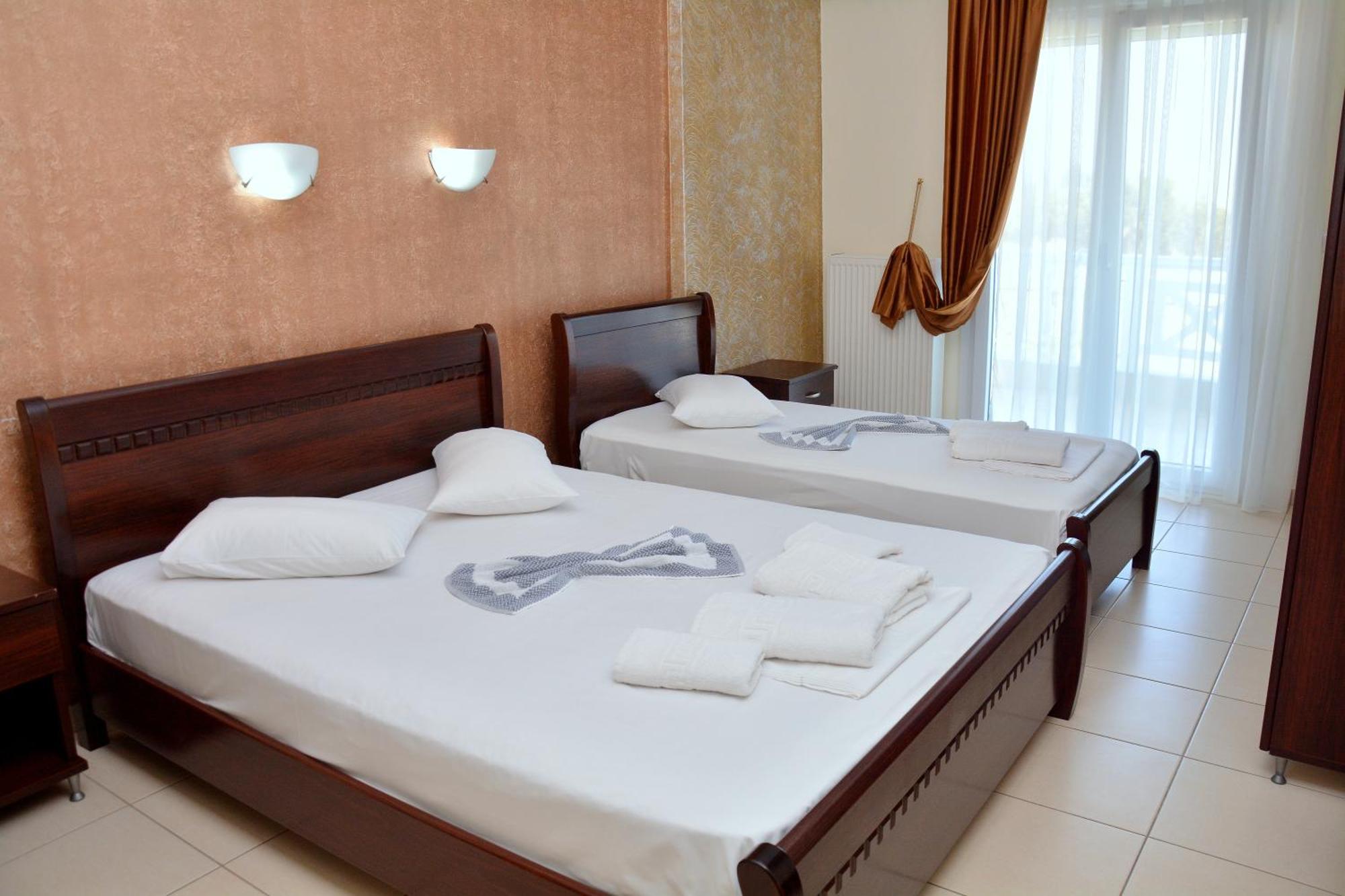 Hotel Paris Paralía Екстериор снимка