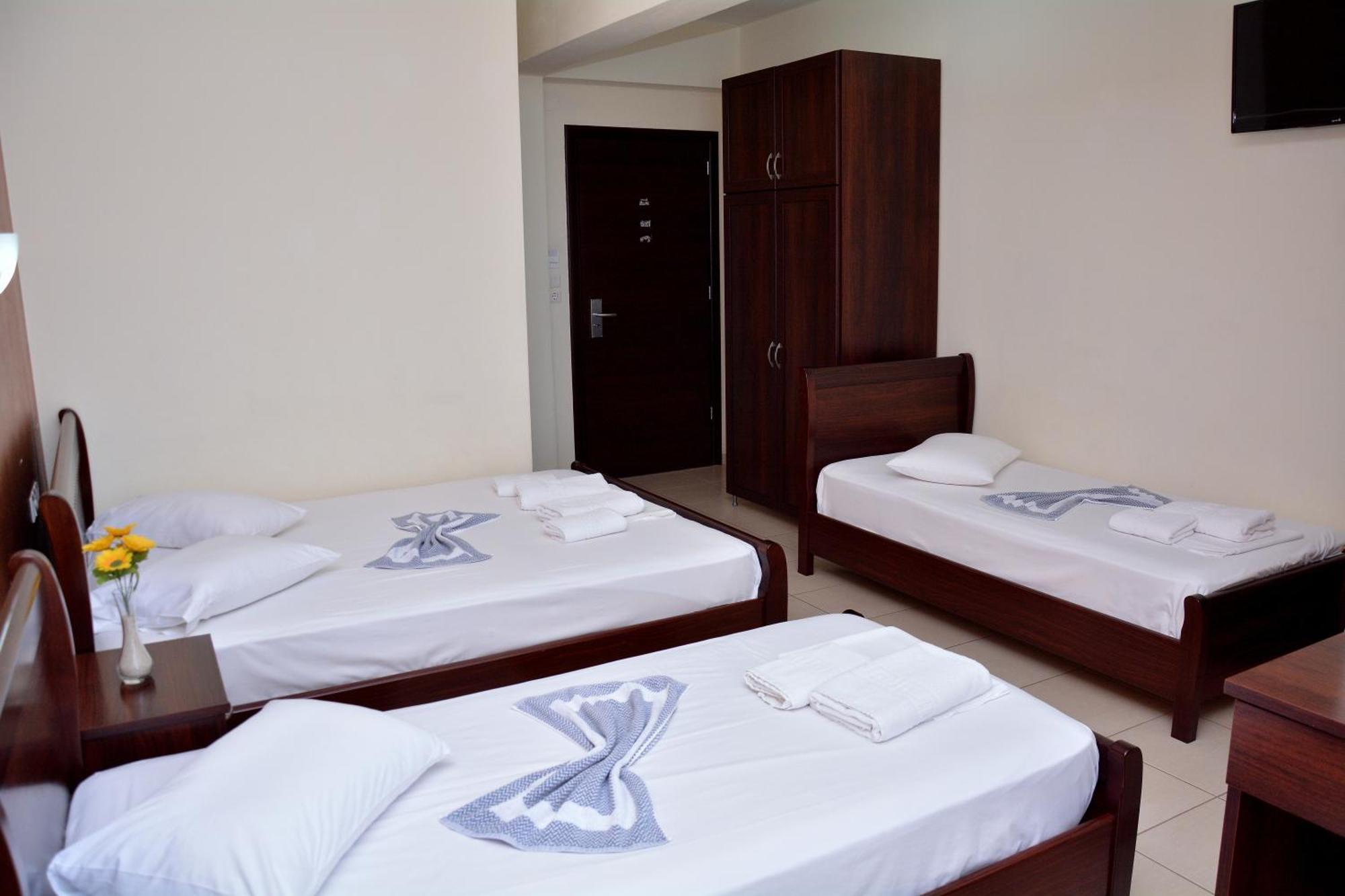Hotel Paris Paralía Екстериор снимка