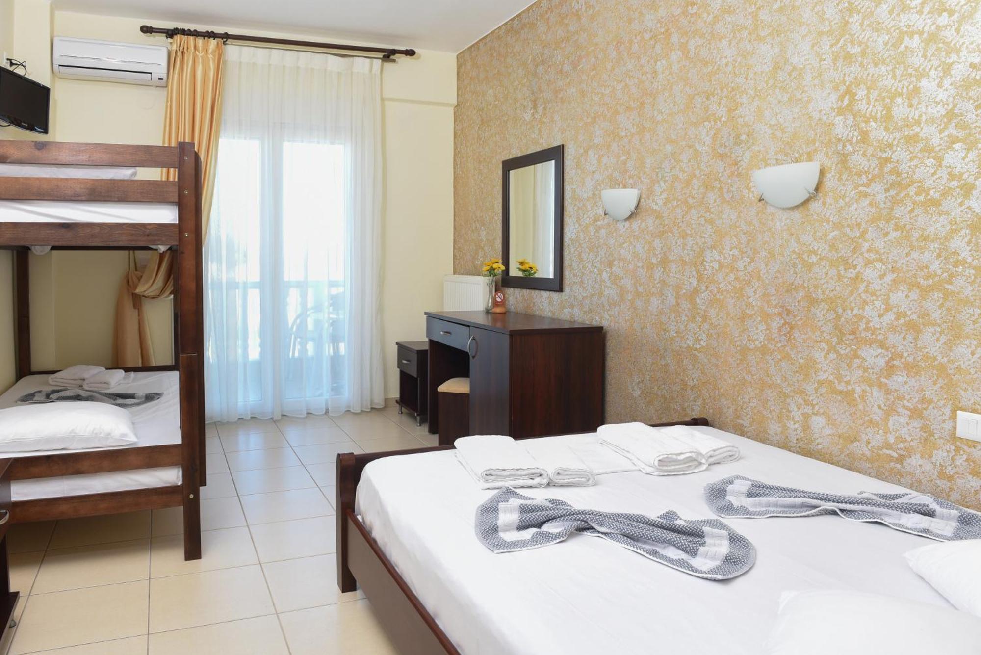 Hotel Paris Paralía Екстериор снимка